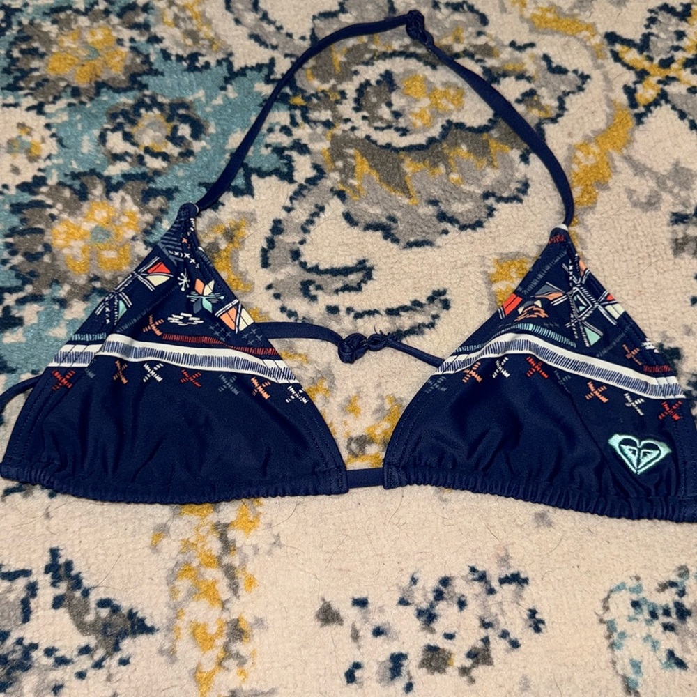 women’s roxy bathing suit top